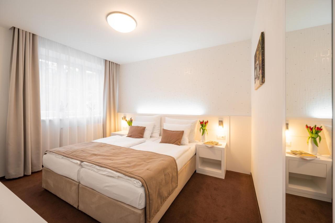 Hotel Vila Viola Luhačovice Екстериор снимка